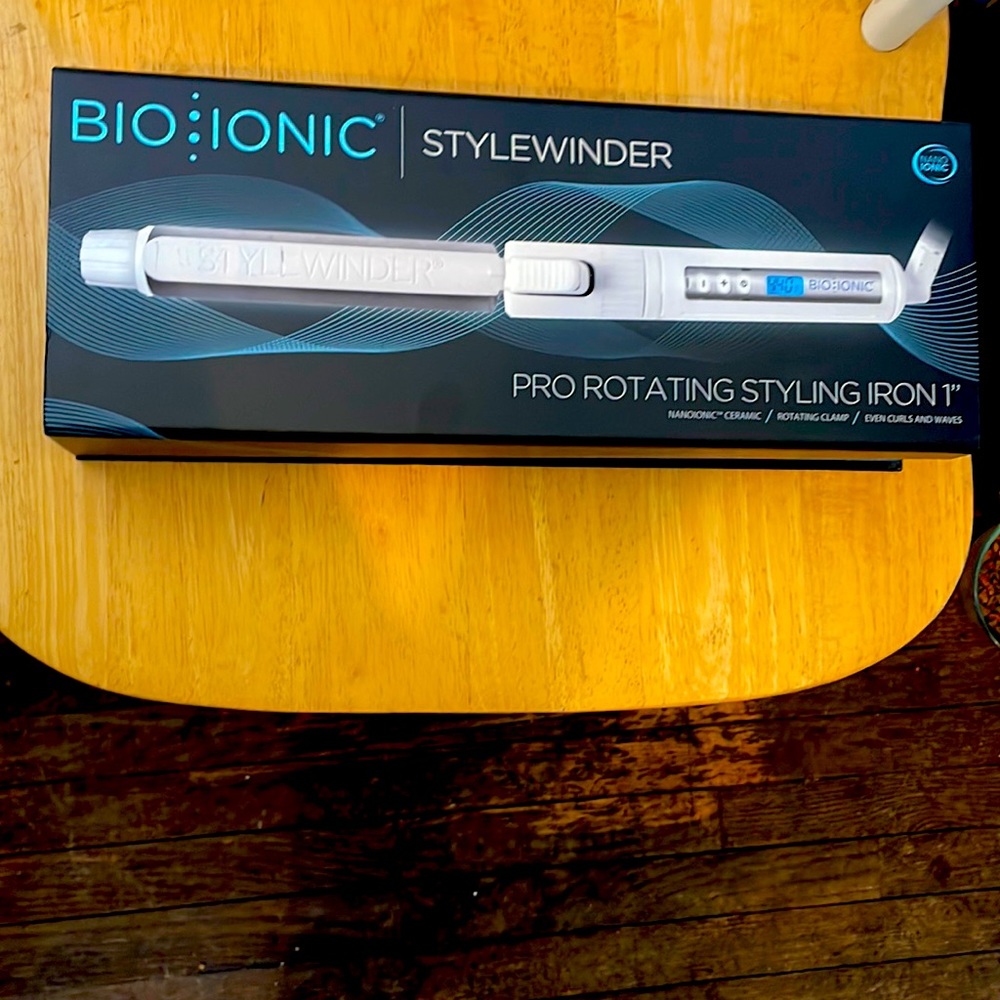 Bio Ionic style-winder Pro Rotating styling Iron 1”
